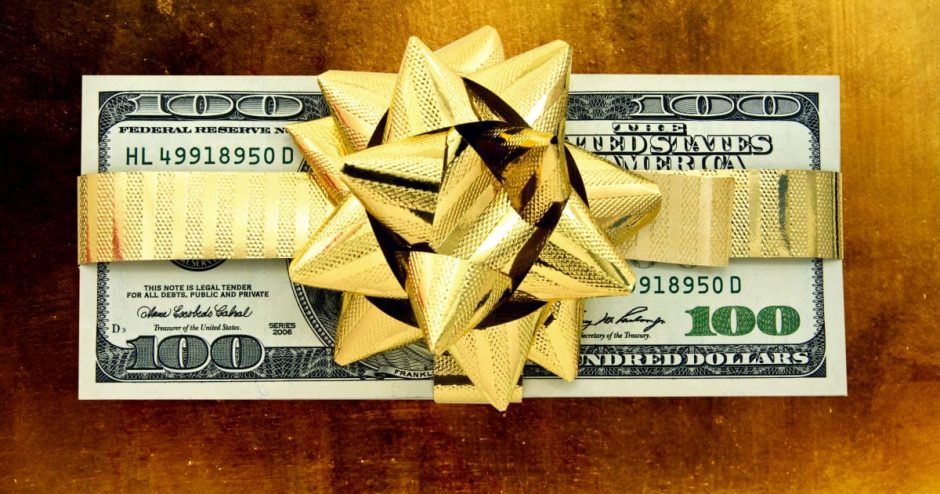 7 Ways Your Small Business Can Capitalize on This Peak Holiday Season